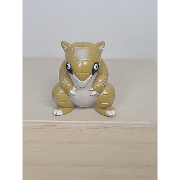 TOMY Other - Sandshrew Figure Original Pokemon Nintendo TOMY Monster Collection CGTSJ Rare